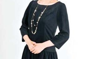 主持人何婕 主持人何婕